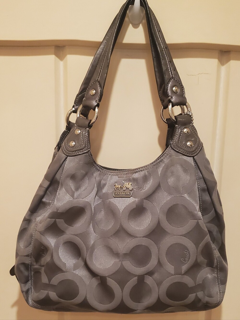 Authentic Coach Madison OP Art Sateen Maggie Shoulder Bag In Grey/Lavender